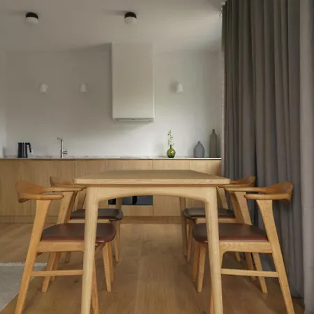 Apartment Havi Art Parking I 10 Min Do Plazy